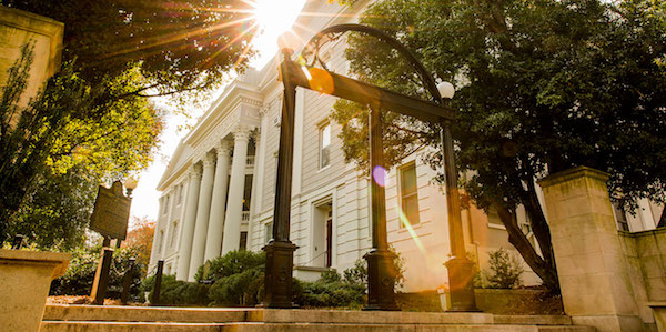 The famous arch at UGA.